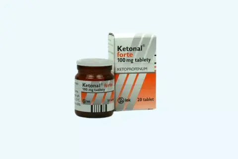 Opakowanie leku Ketonal forte 100 mg, który jest dostępny na receptę. Zawiera 20 tabletek ketoprofenu.
